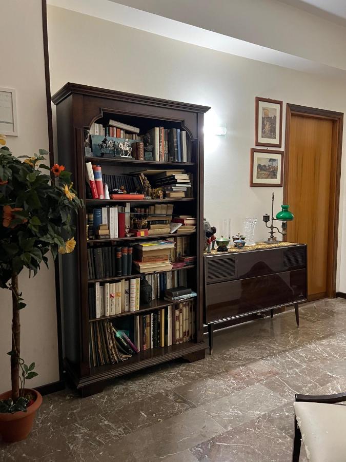 Holiday & House - Imparato Palermo Centro Politeama Экстерьер фото