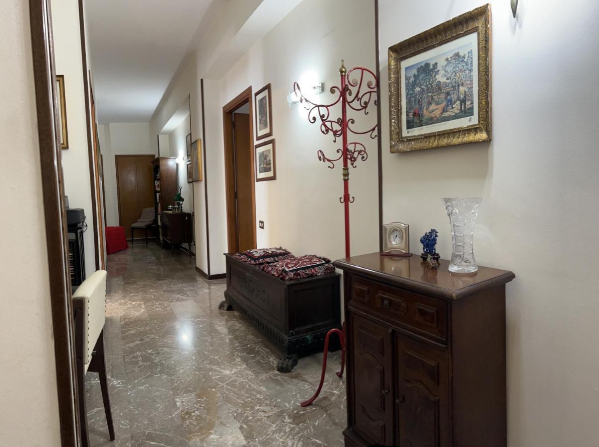 Holiday & House - Imparato Palermo Centro Politeama Экстерьер фото